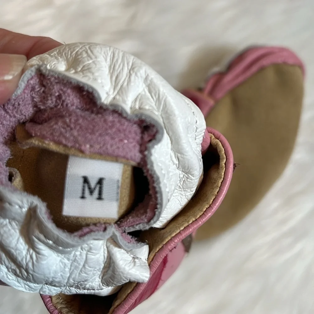 Cade & Co Ski Patrol Pink Leather Soft Suede Sole Shoes